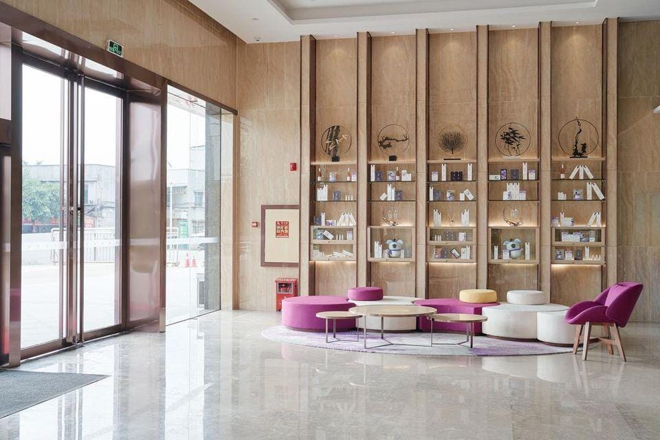 Lavande Hotels· Foshan Xi Railway Station Luocun Hotel in Guangzhou