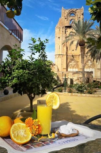 Golden Palms Guest House & Cafe Hotel in Famagusta