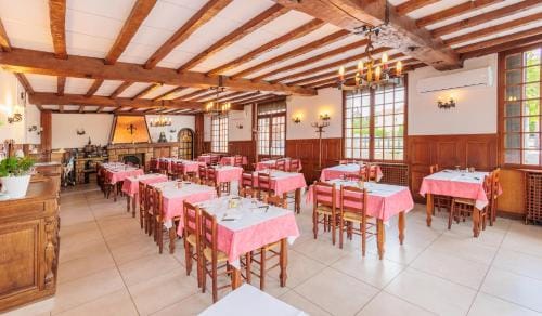 Le Bel Air Hotel in Auvergne-Rhône-Alpes