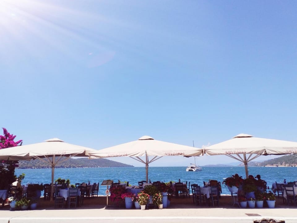 Amvrakia Hotel Hotel in Peloponnese, Western Greece and the Ionian