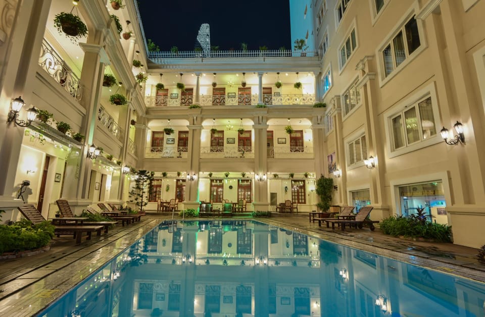 Swimming pool