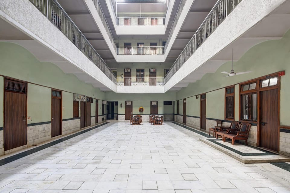 New Royal Hotel Hotel in Delhi