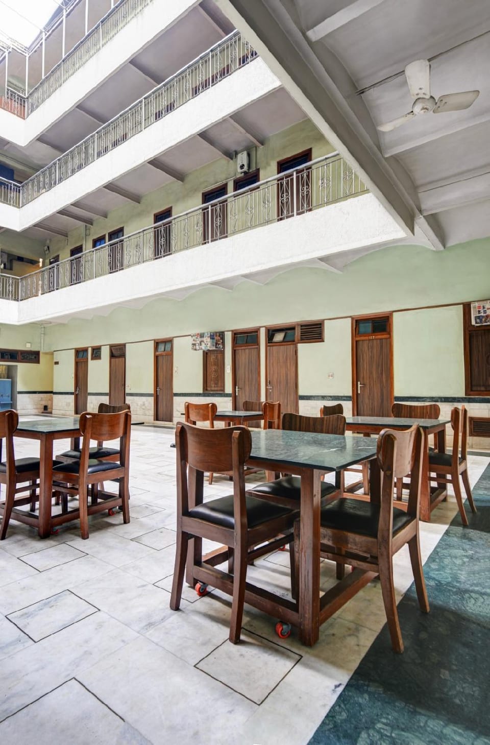 New Royal Hotel Hotel in Delhi