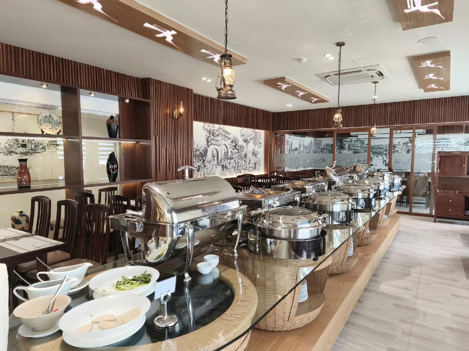 Liberty Hotel Saigon Parkview Hotel in Ho Chi Minh City