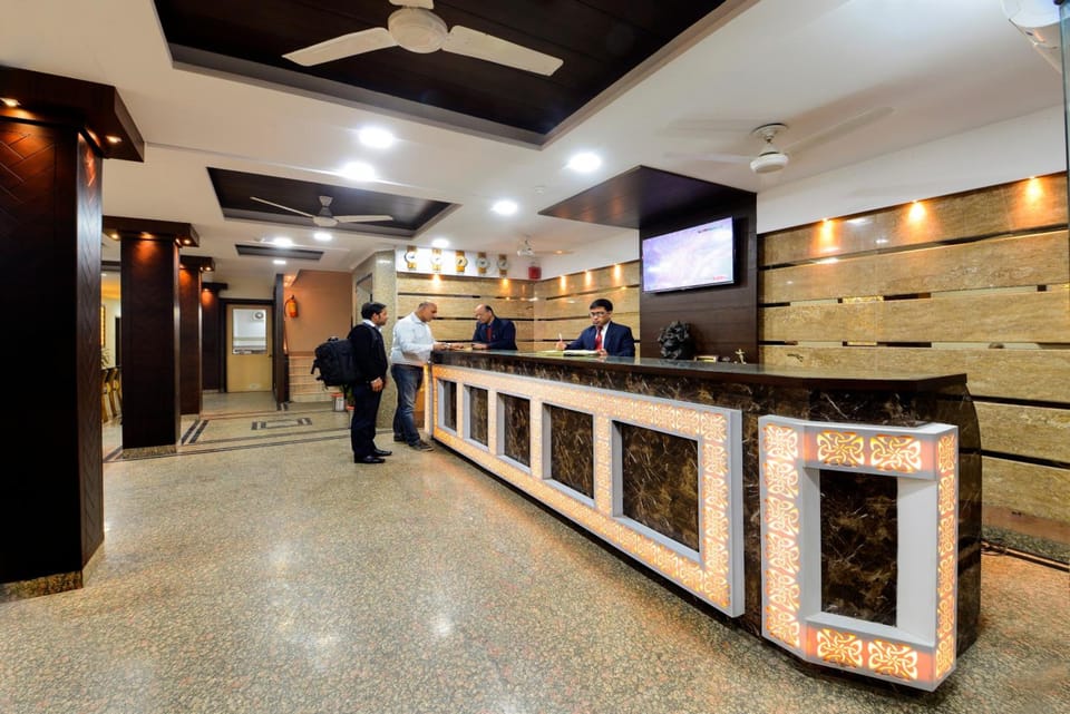Hotel Ashish Palace Hotel in Agra