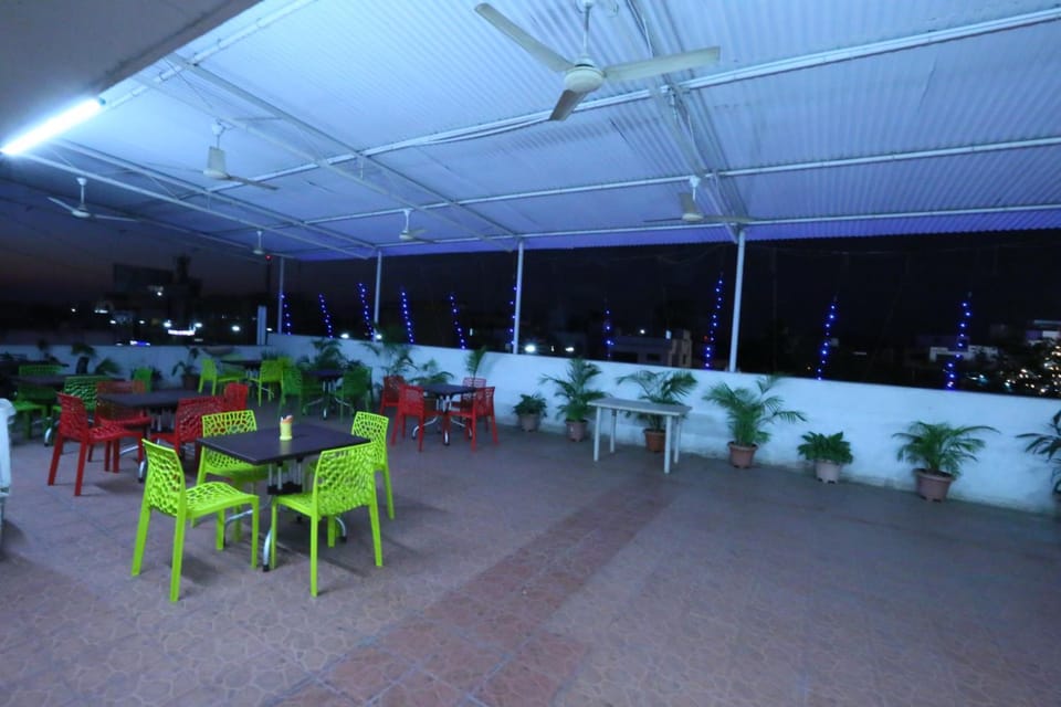 Girnar Hotel Hotel in Maharashtra