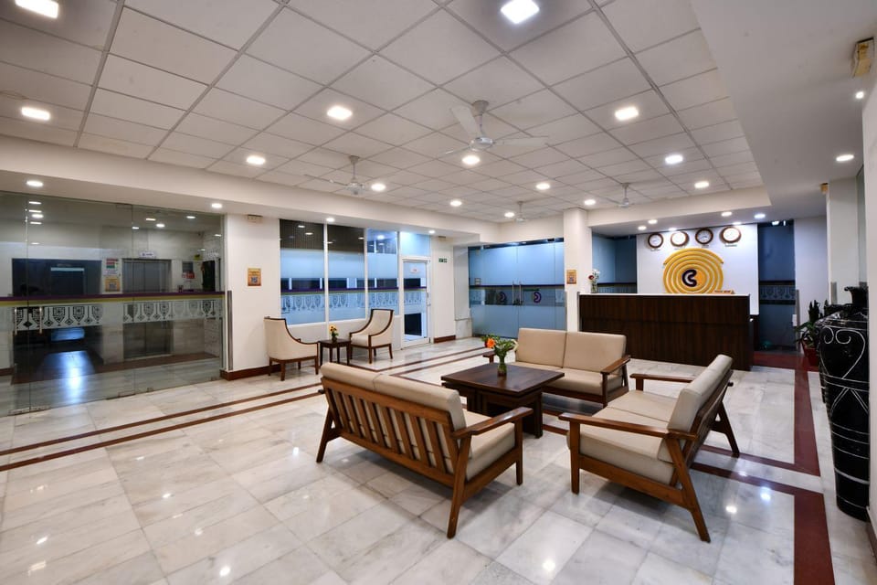 Click White House Residency, Vadodara Apartment hotel in Vadodara