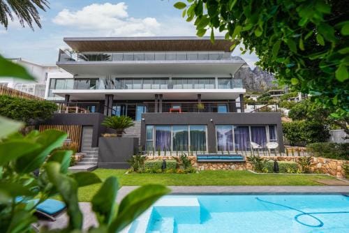 Atholl House Hotel in Camps Bay