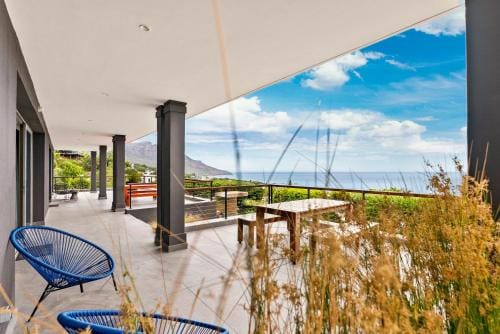 Atholl House Hotel in Camps Bay