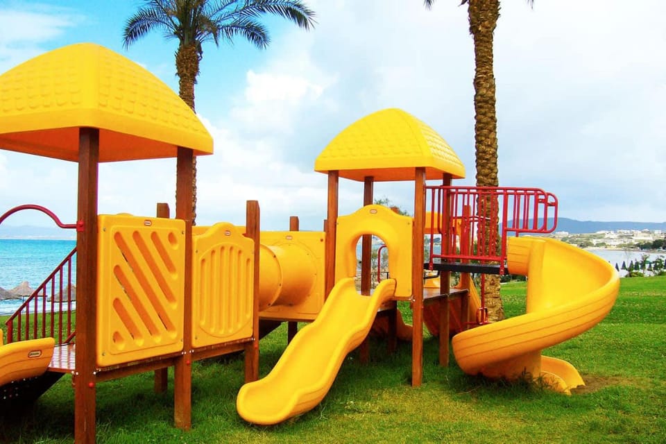 Alexandra Beach Hotel Hotel in Agia Marina