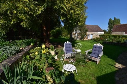 Ma maison bleue Hotel in Normandy