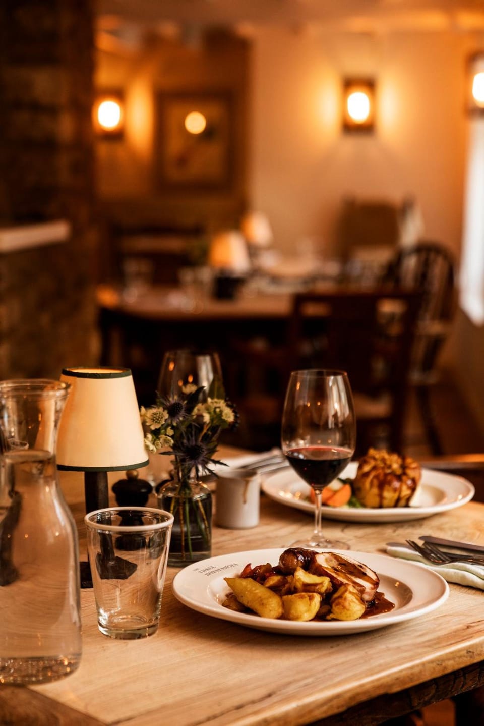 The Three Horseshoes Inn in West Oxfordshire District