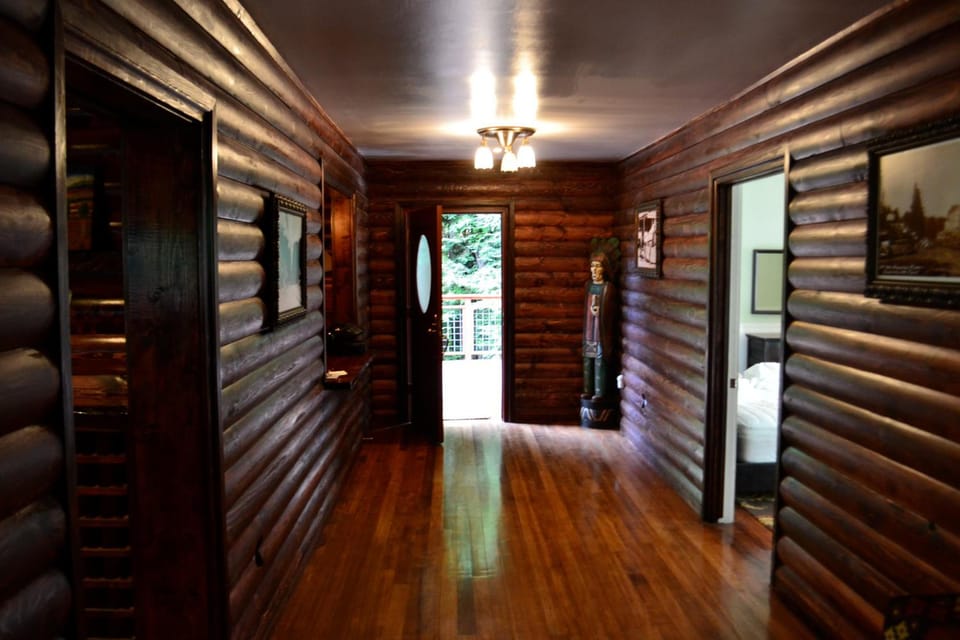 Guerneville Lodge Hotel in Guerneville