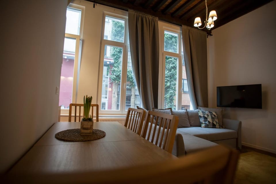Luxury Suites Riverside Residence by Rikas Hotels Hotel in Antwerp