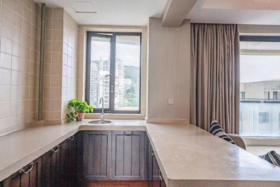Qiandaohu yihu dujiagongyu Hotel in Hangzhou
