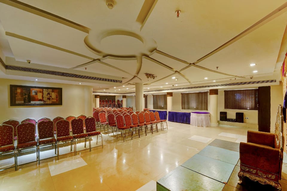 Palette - Hotel Alankar Inn Inn in Vijayawada