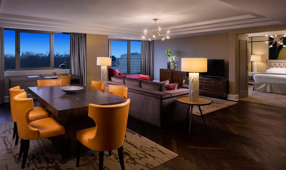 Suite room