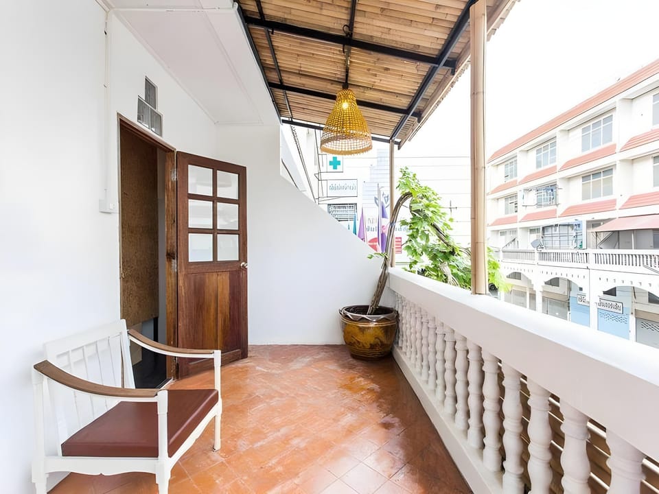 Stockhome Hostel Ayutthaya Hostel in Laos