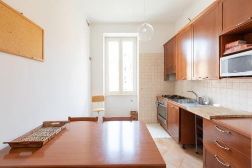 Like At Home Piramide Hotel in Rome