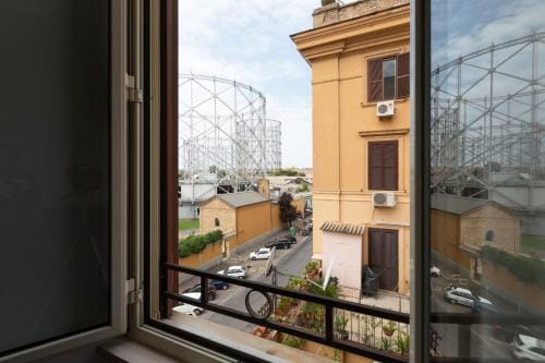 Like At Home Piramide Hotel in Rome