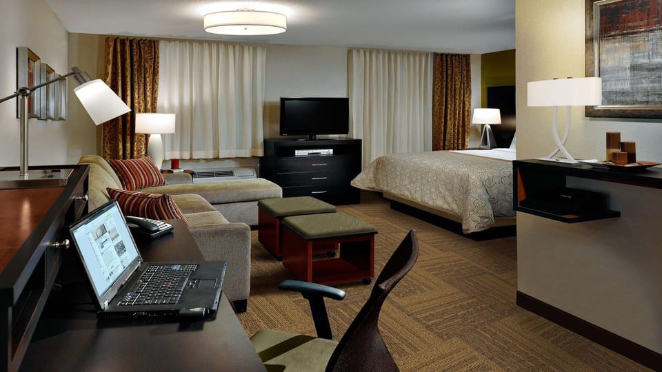 Suite room
