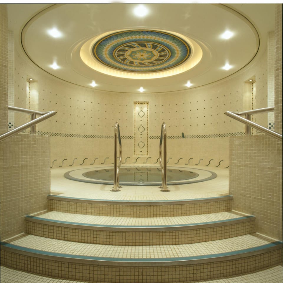 Kingsway Hall Hotel Hotel in City of Westminster