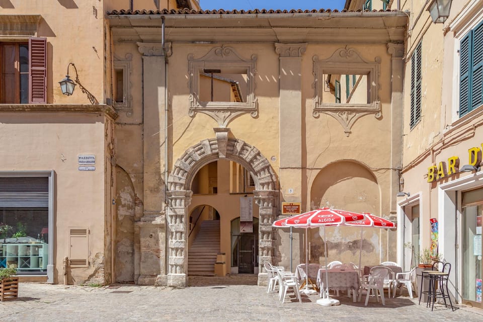 Dimora Storica Lo Svevo Hotel in Marche