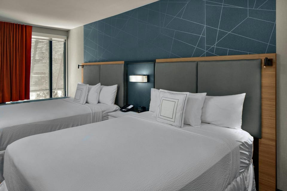 Suite room