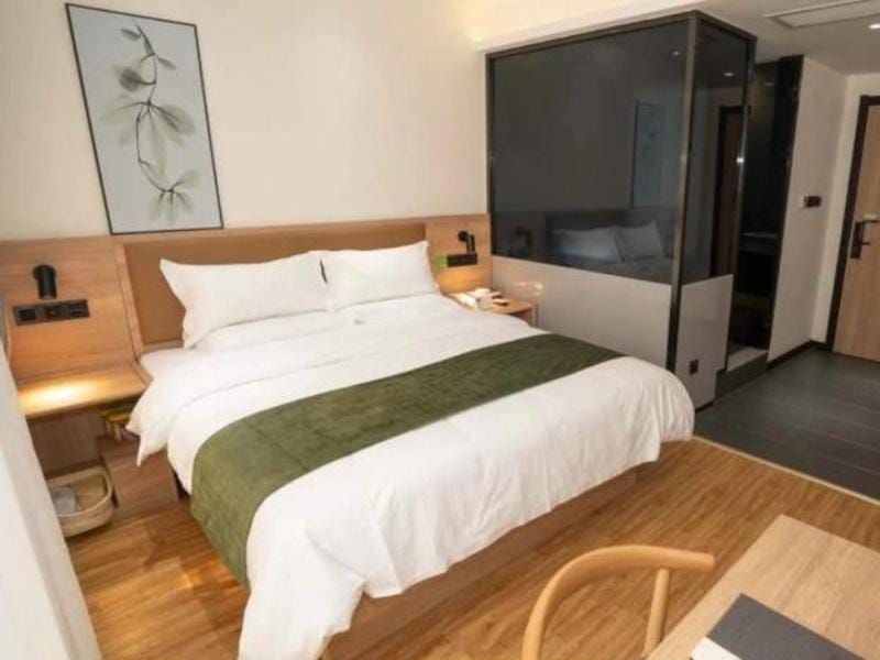 GreenTree Inn Liu'an G312 National Highway Golden Sun Car City Hotel in Jiangsu