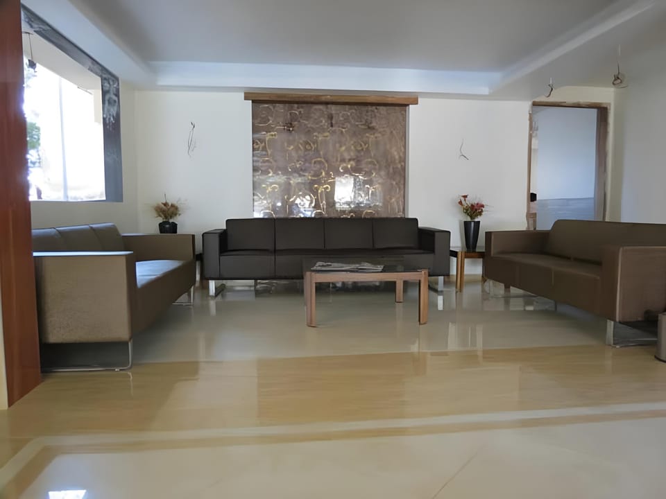 Hotel Sunny International Hotel in Mahabaleshwar