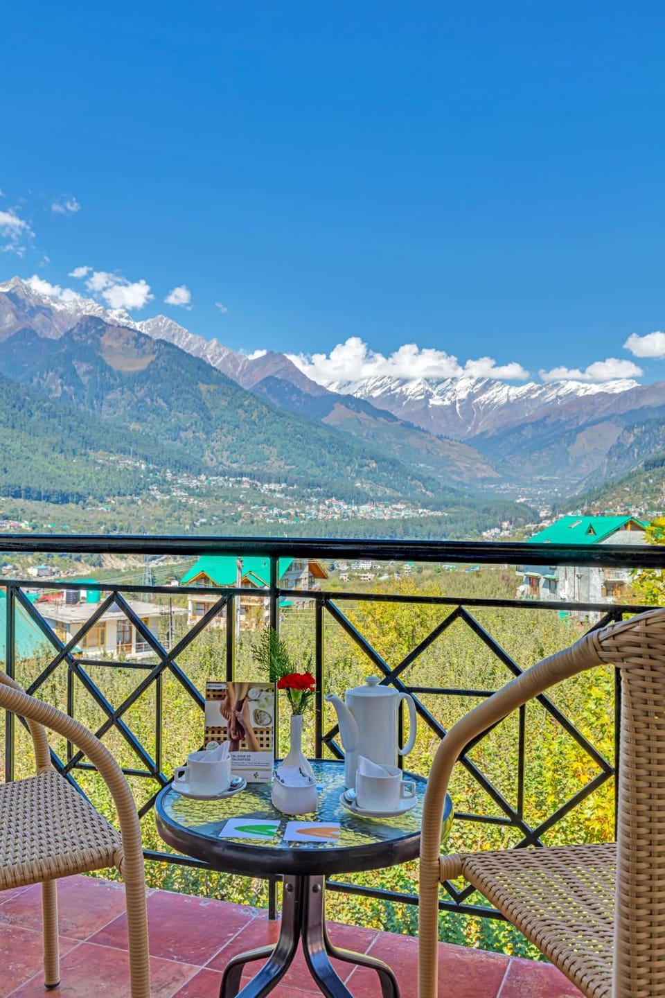 Club Mahindra Snow Peaks Manali Hotel in Manali