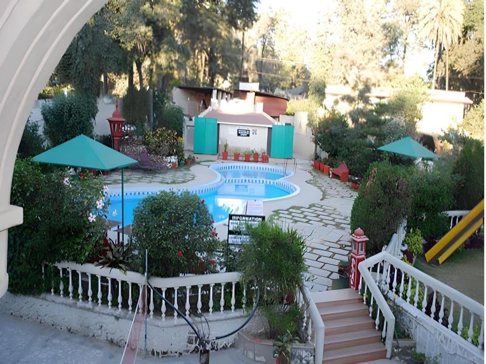 Hotel Savera Palace Hotel in Gujarat