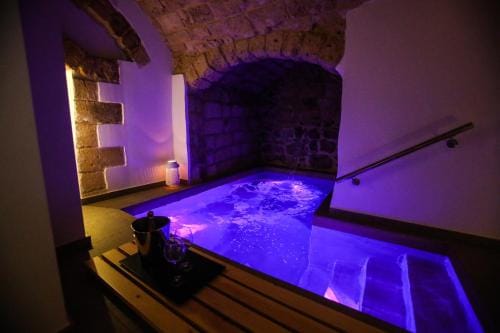 Luna Federiciana Luxury Room & Spa Hotel in Altamura