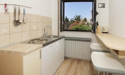 Obradovic rooms & apartments Hotel in Makarska