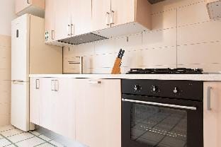Michelangelo Apartment, comfy flat in central area Hotel in Civitavecchia