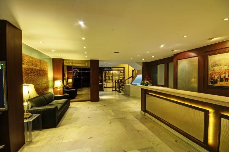 Hotel Roopa Hotel in Mysuru