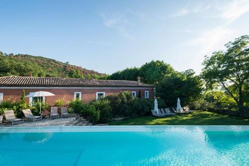 Le Mas des Oules Hotel in Provence-Alpes-Côte d'Azur