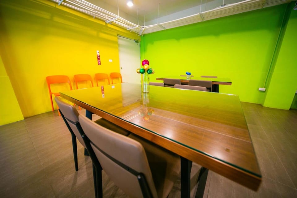 客旅家青年旅館 Travelers Plus Hostel in Taiwan, Province of China