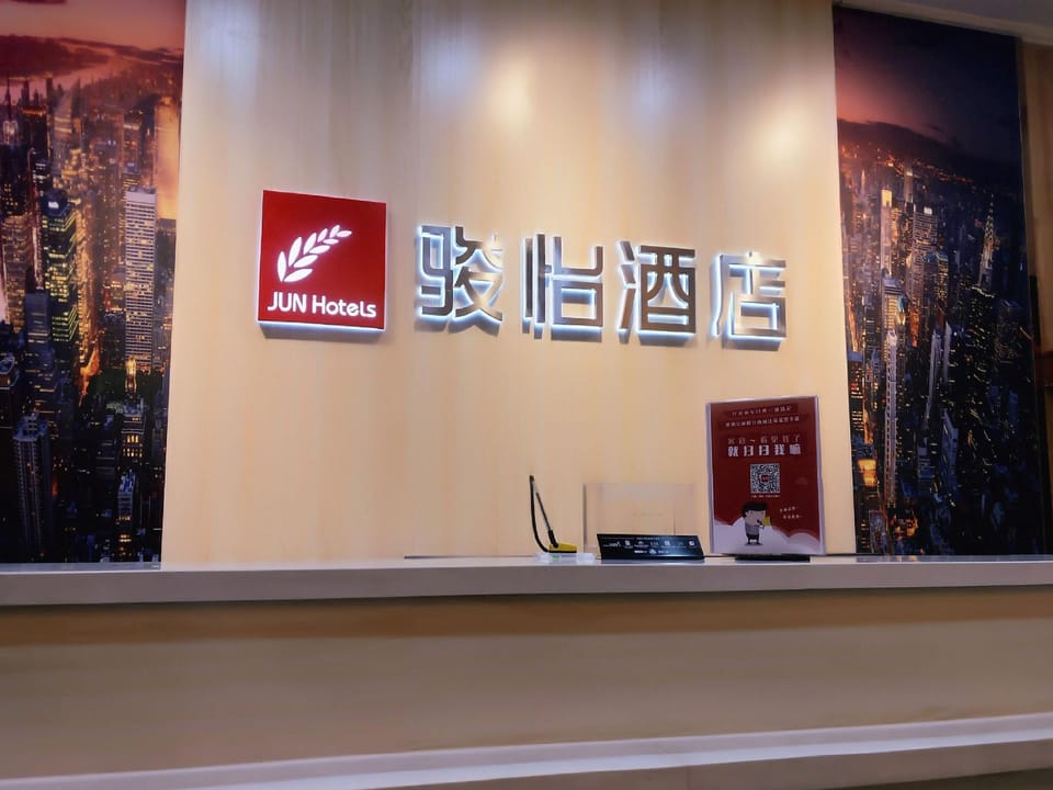 Jun Hotel Shandong Zaozhuang Tengzhou City Jinghe Xi Road Hotel in Shandong