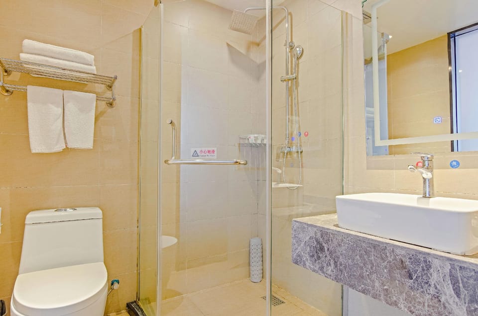 Thank Inn Hotel He'nan Zhengzhou Railway Station East Square Hotel in China