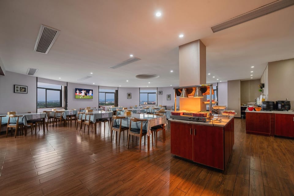 MIDI Hotel Anhui Wuhu Fangte Phase 2 Nanxiang Hotel in Nanjing