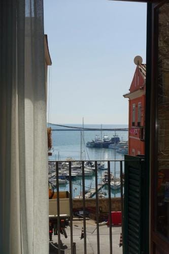 Ninina Boutique Suites Hotel in Salerno