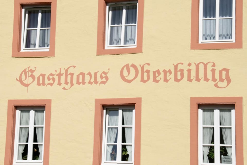 Landgasthaus Oberbillig Inn in Trier-Saarburg