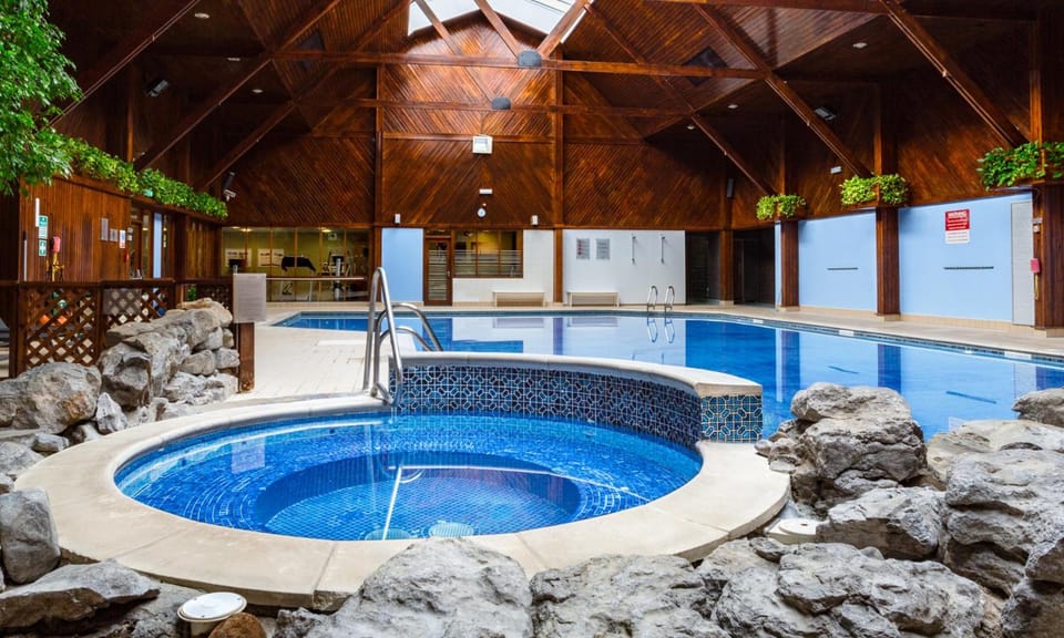 Hot tub