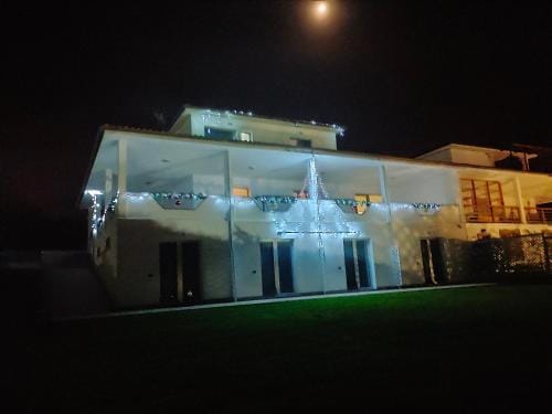 la staccionata bianca Hotel in Umbria