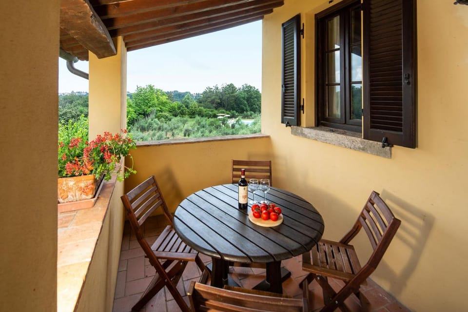 Badia di Morrona Agriturismo Hotel in Tuscany