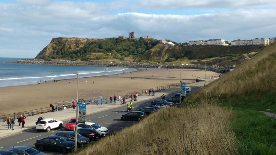 ARRAN Hotel in Scarborough