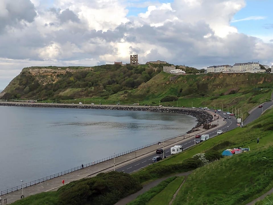 ARRAN Hotel in Scarborough