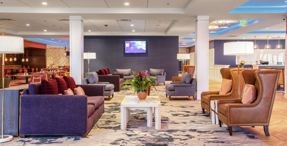 Doubletree by Hilton Hot Springs Hotel in Lake Hamilton