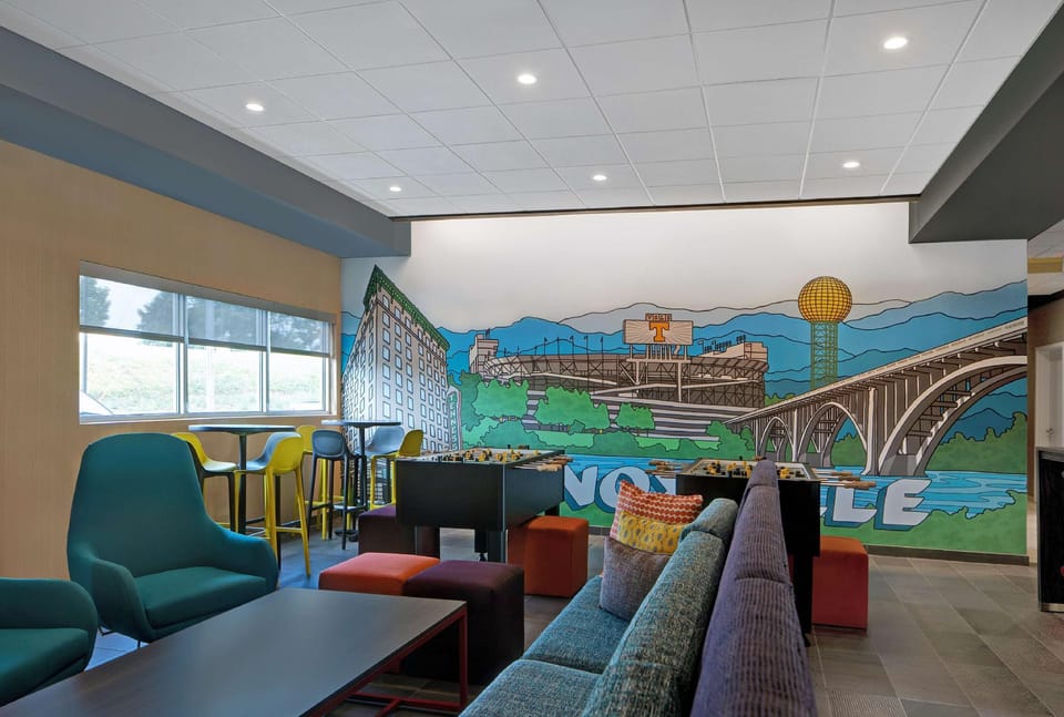 Tru by Hilton Knoxville West Turkey Creek Hotel in Farragut